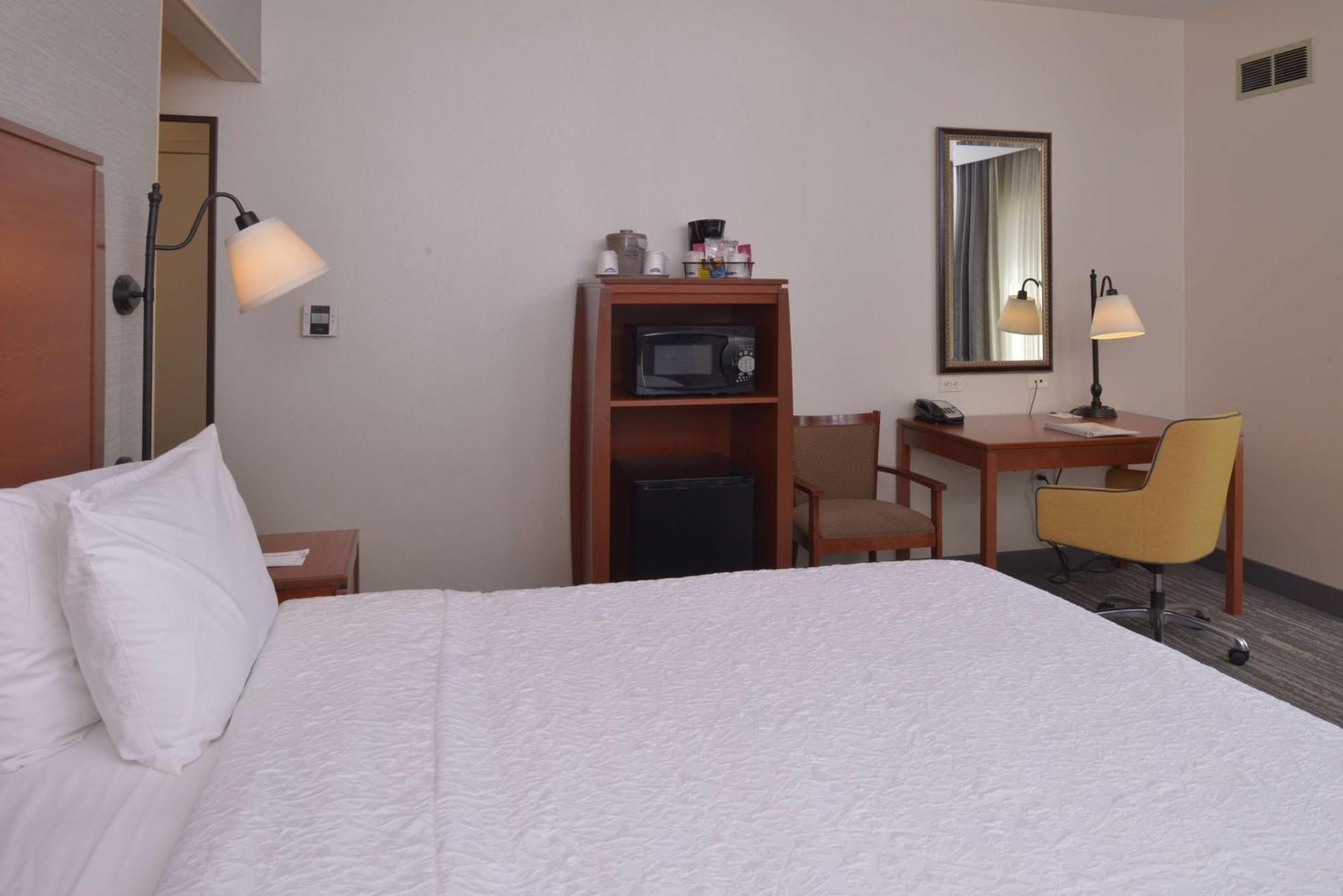 Hampton Inn And Suites Bakersfield North-Airport Extérieur photo